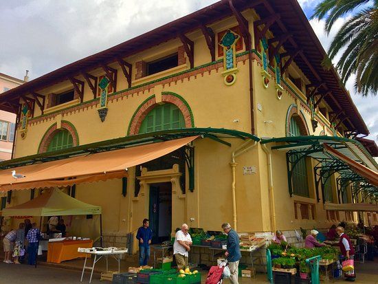 marché couvert de Menton