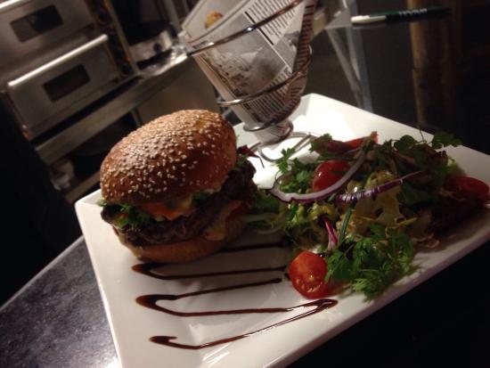 Restaurant le White