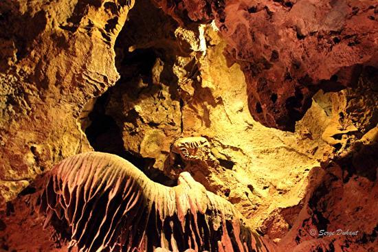 la Grotte de Saint-Cézaire